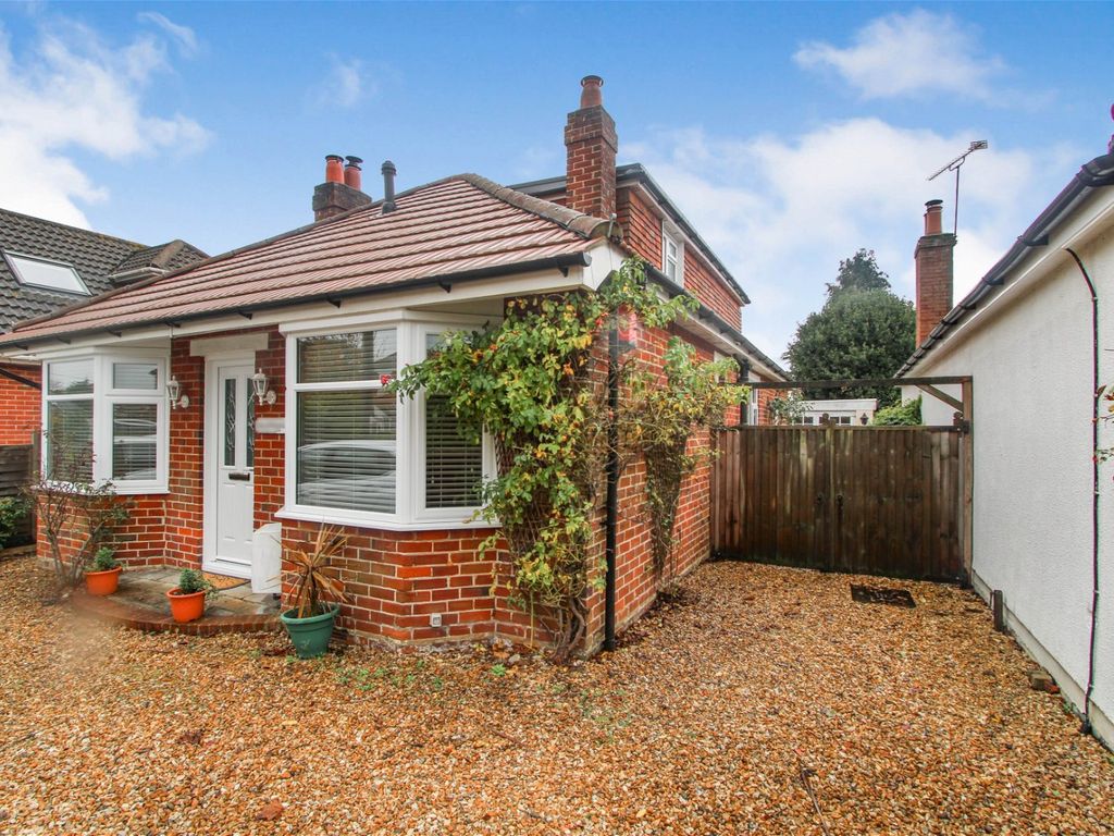 4 bed detached house for sale in Thornbury Avenue, Blackfield, Southampton SO45, £440,000