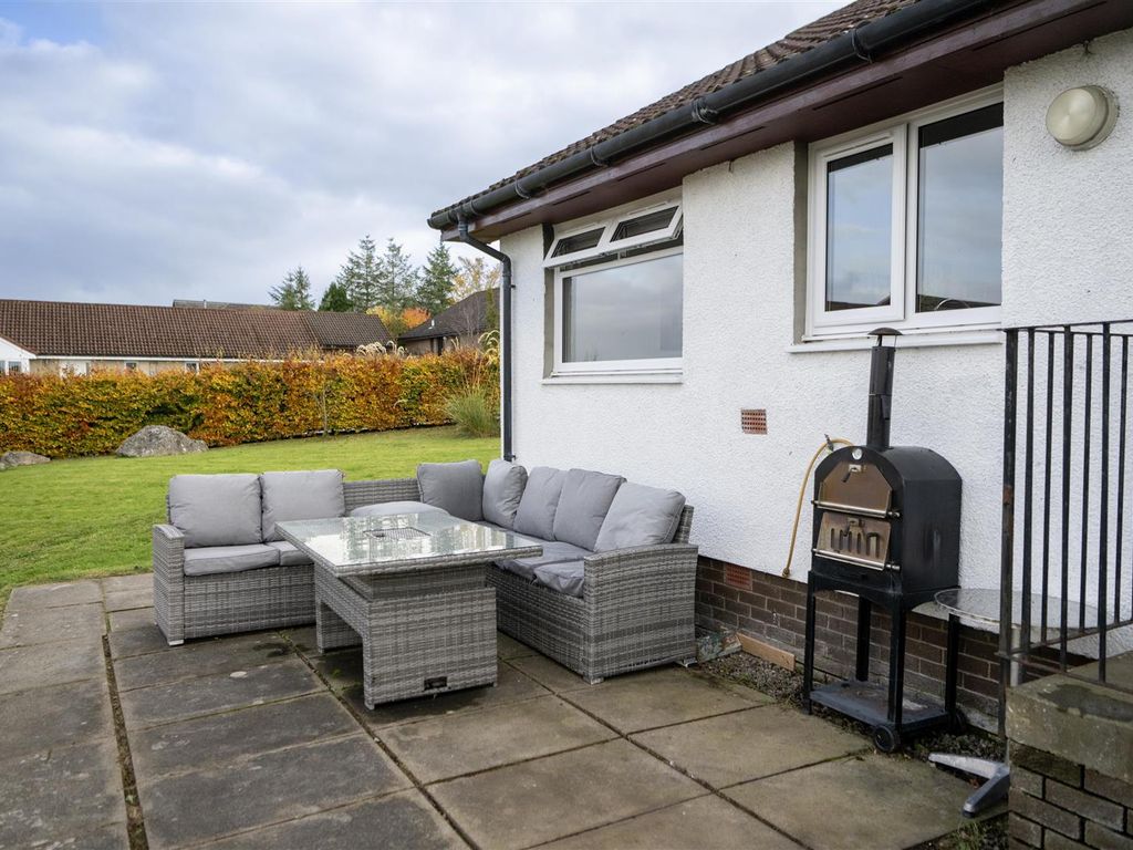 3 bed bungalow for sale in Burn Brae Crescent, Westhill, Inverness IV2, £260,000