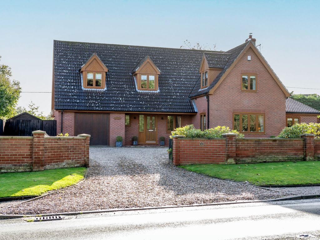 5 bed detached house for sale in Dereham Road, Scarning, Dereham NR19, £625,000