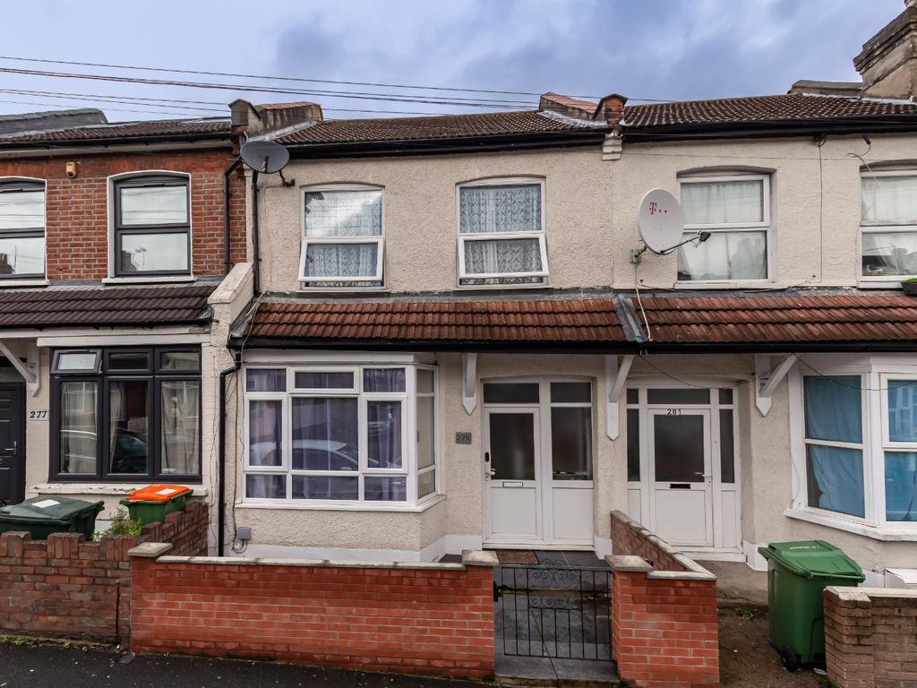 3 bed terraced house for sale in Church Road, Manor Park E12, £425,000