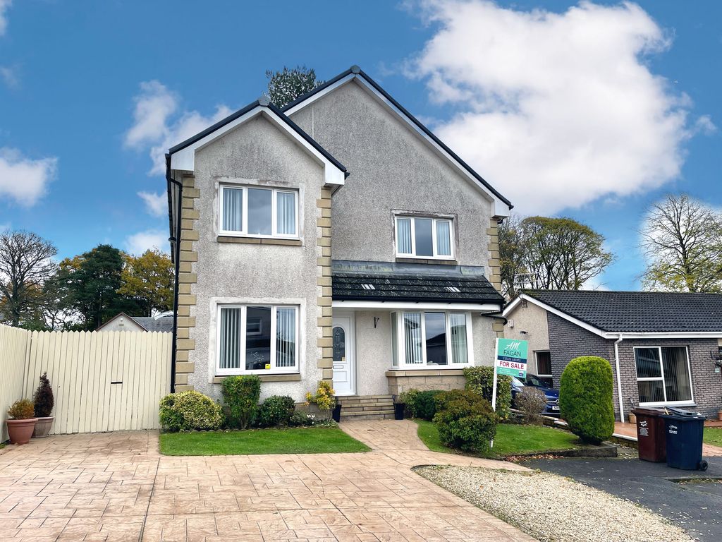5 bed detached house for sale in Meldrum Mains, Airdrie ML6, £299,000