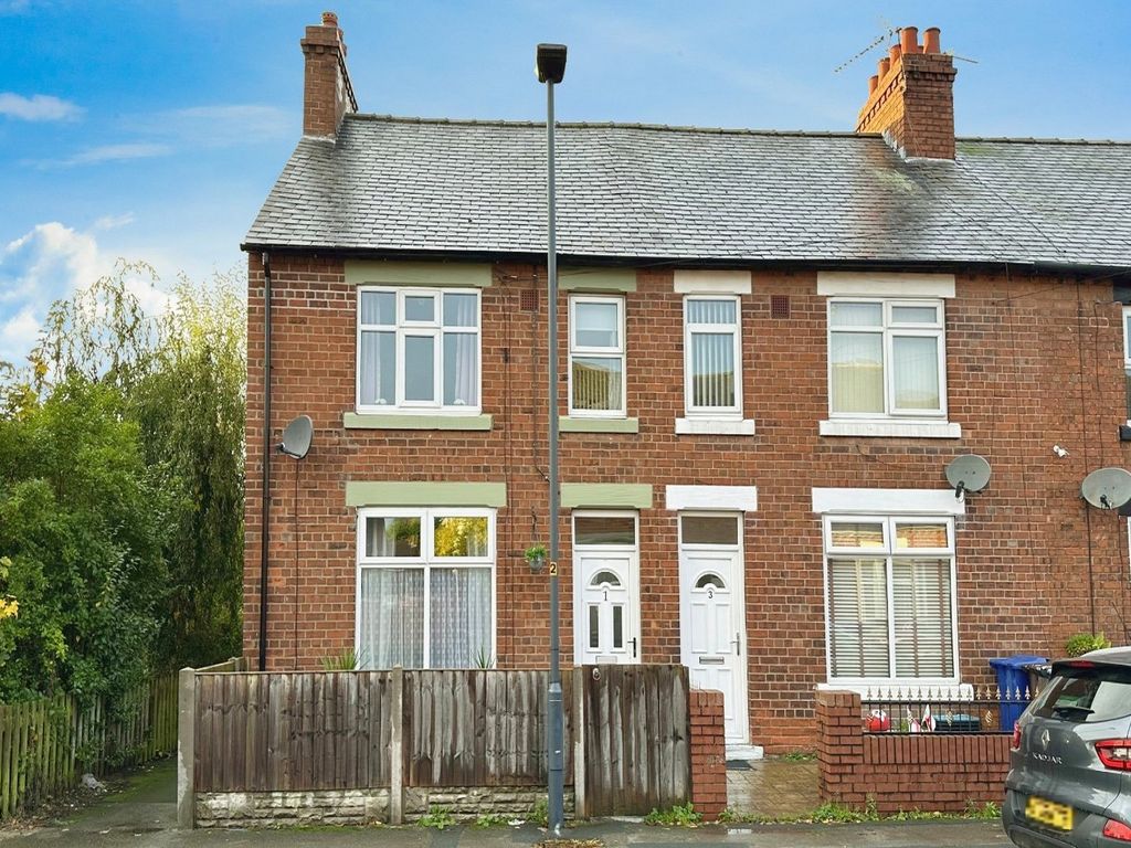 3 bed end terrace house for sale in Carr Street, Selby YO8, £140,000