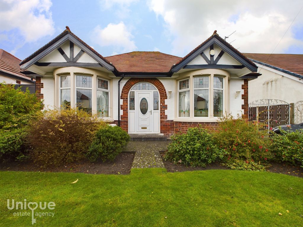 3 bed bungalow for sale in Bryning Avenue, Bispham, Blackpool FY2, £339,950