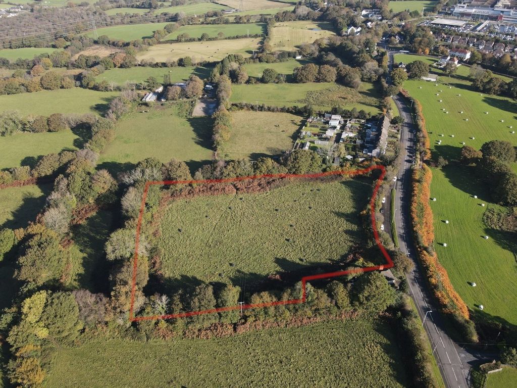 Land for sale in Pantlasau Road, Morriston SA6, £50,000