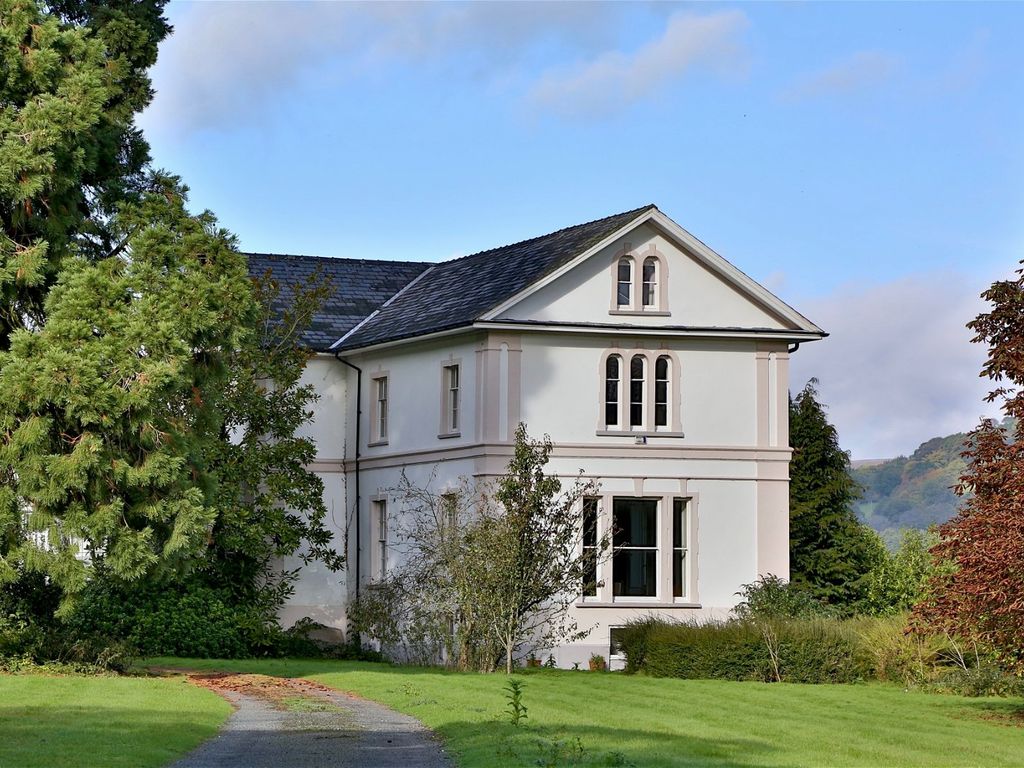 6 bed link-detached house for sale in Llanwysg House And The Coach House, Llangattock, Crickhowell, Powys NP8, £1,499,999