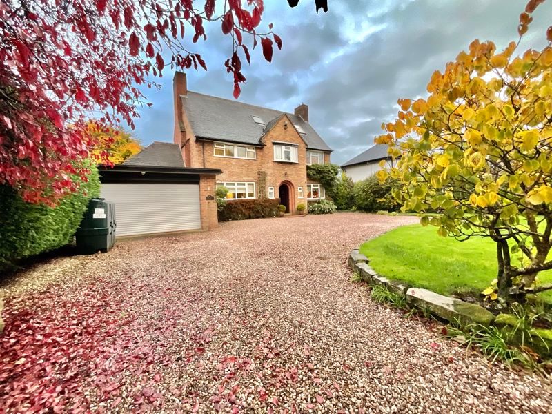 6 bed detached house for sale in Butterton, Newcastle-Under-Lyme ST5, £725,000