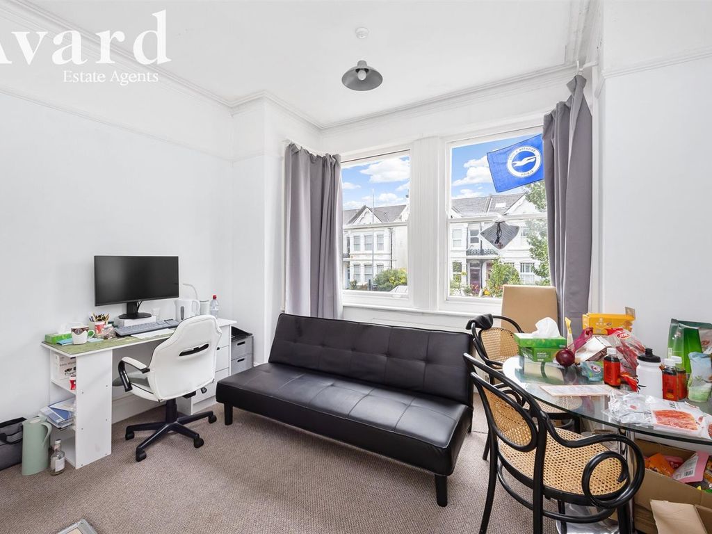1 bed flat for sale in Beaconsfield Villas, Brighton BN1, £225,000