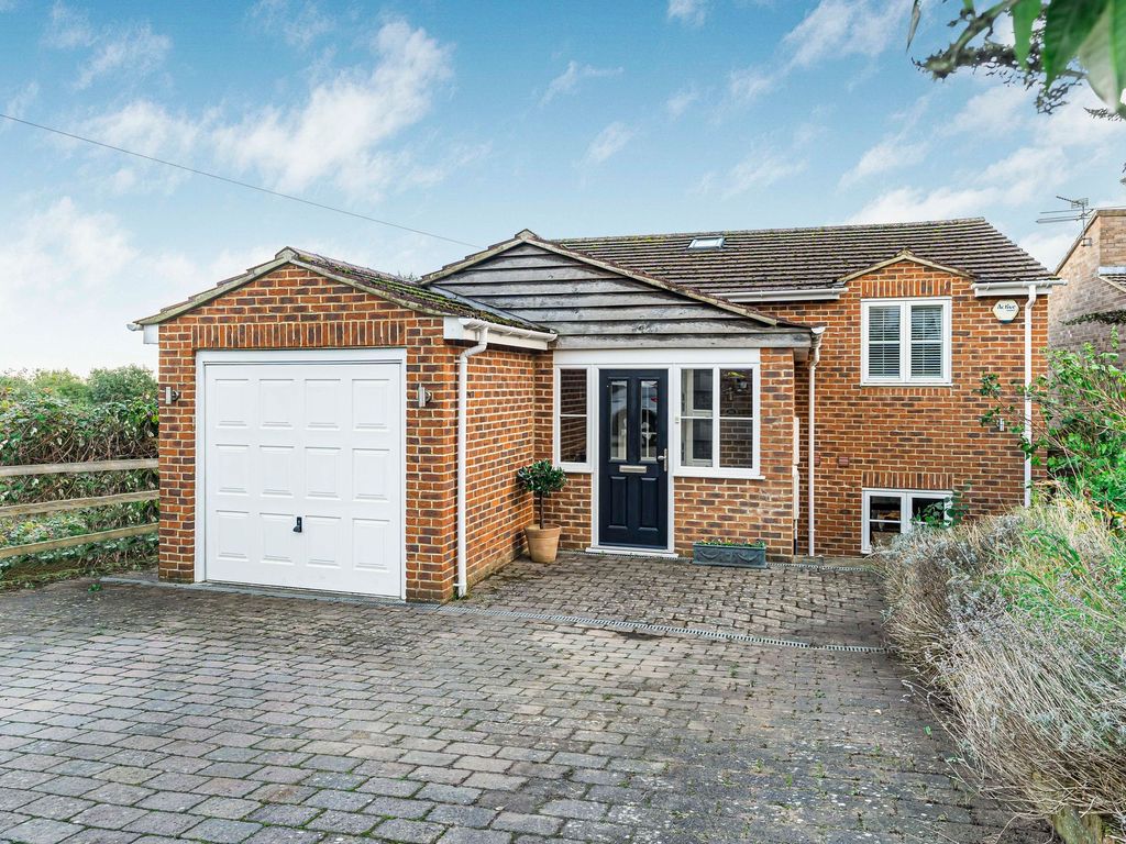 4 bed detached house for sale in Ladder Hill, Wheatley OX33, £775,000