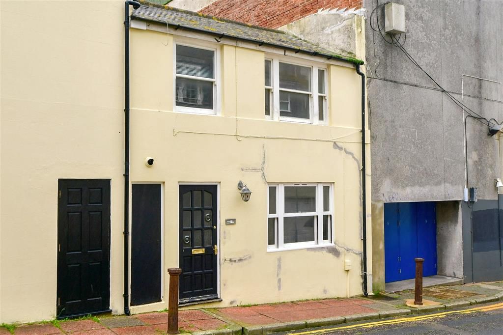 2 bed terraced house for sale in Regency Square, Brighton, East Sussex BN1, £375,000