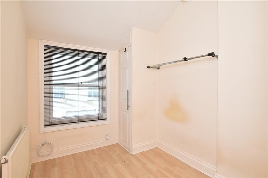 2 bed terraced house for sale in Regency Square, Brighton, East Sussex BN1, £375,000