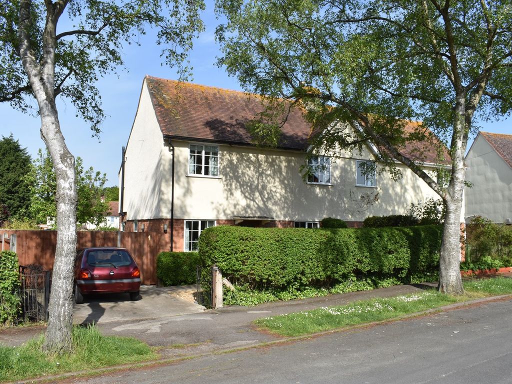 3 bed semi-detached house for sale in Clarence Road, Tewkesbury GL20, £265,000