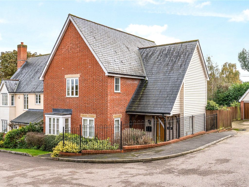 4 bed detached house for sale in Pound Close, Braughing, Hertfordshire SG11, £710,000