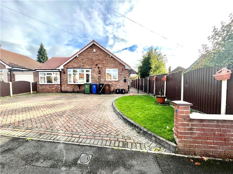 3 bed bungalow for sale in Formby Drive, Heald Green, Cheadle, Greater Manchester SK8, £375,000