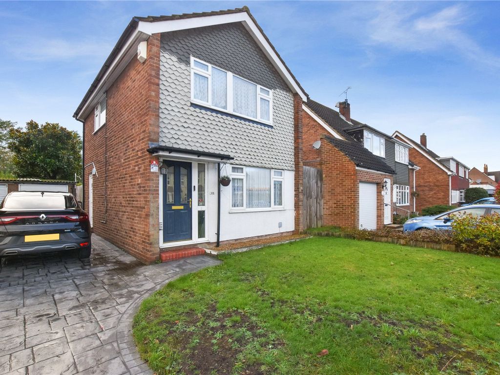 3 bed detached house for sale in Long Lane, Bexleyheath DA7, £485,000