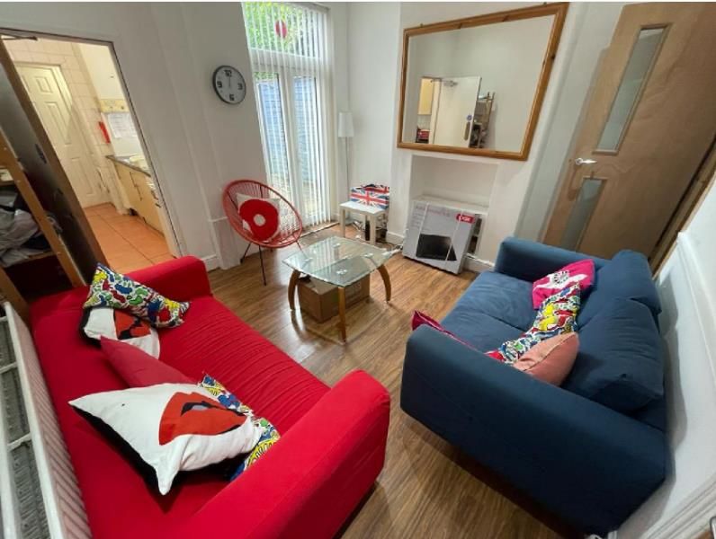 5 bed terraced house to rent in 20 Coronation Road, Selly Oak, Birmingham B29, £2,145 pcm