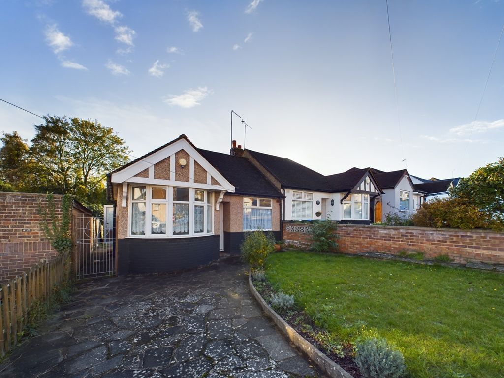 2 bed semi-detached bungalow for sale in Eversley Avenue, Bexleyheath DA7, £400,000