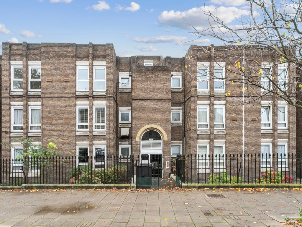 1 bed flat for sale in Penton Street, London N1, £430,000