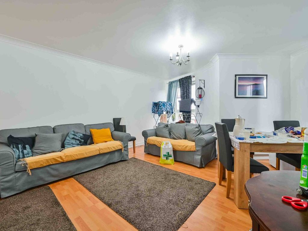 3 bed flat for sale in Royal Langford Apartments, St John's Wood, London NW6, £1,000,000