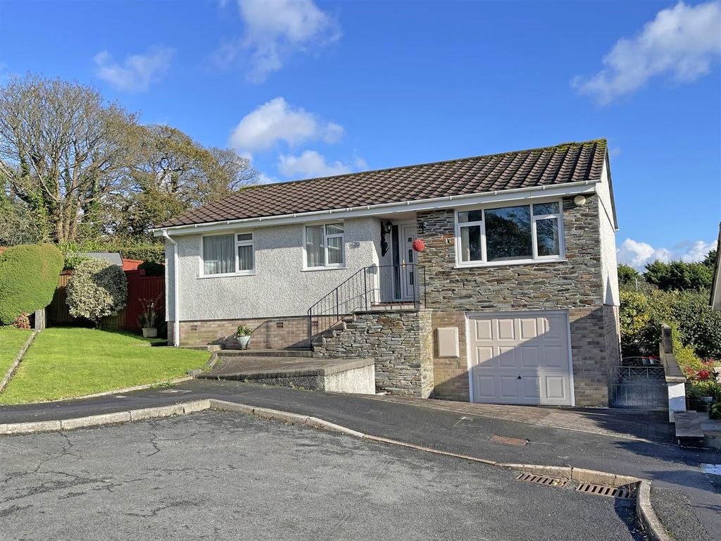 3 bed detached bungalow for sale in Hopton Close, Eggbuckland, Plymouth PL6, £400,000