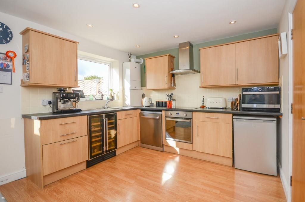 3 bed end terrace house for sale in The Elms, Staple Hill, Bristol BS16, £330,000