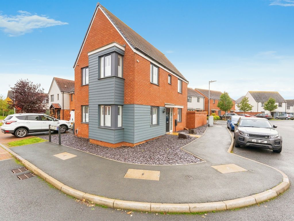 3 bed detached house for sale in Simms Close, Wootton, Bedford MK43, £385,000