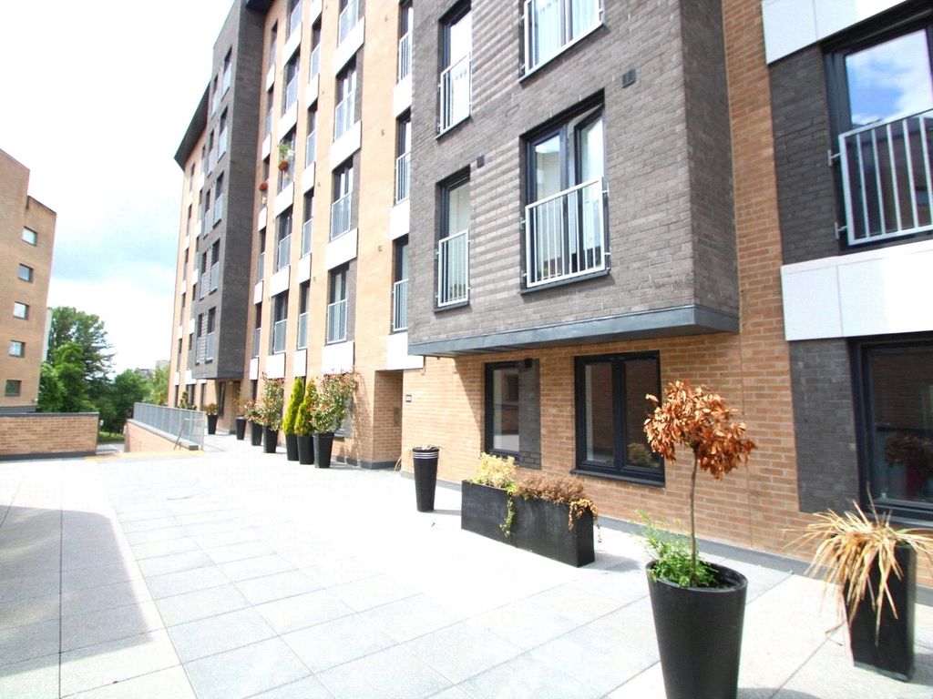 New home, 1 bed flat for sale in Upper Bell Street, Bell Street, Merchant City, Glasgow G4, £144,000