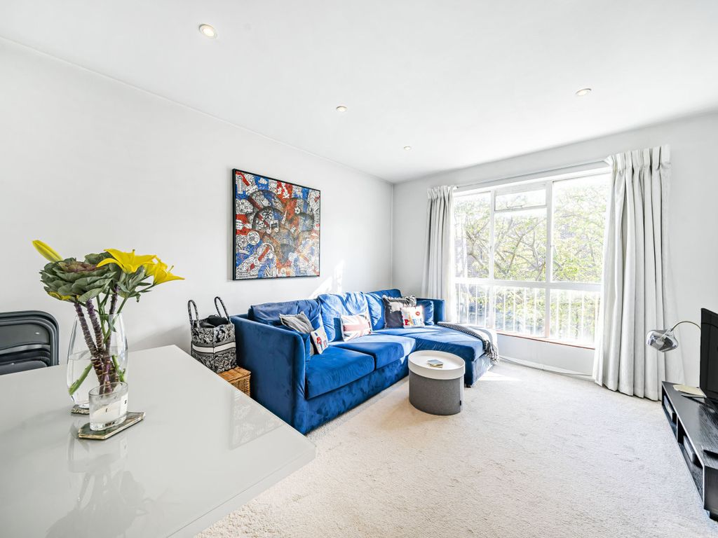 1 bed flat for sale in Ward Road, Tufnell Park N19, £415,000