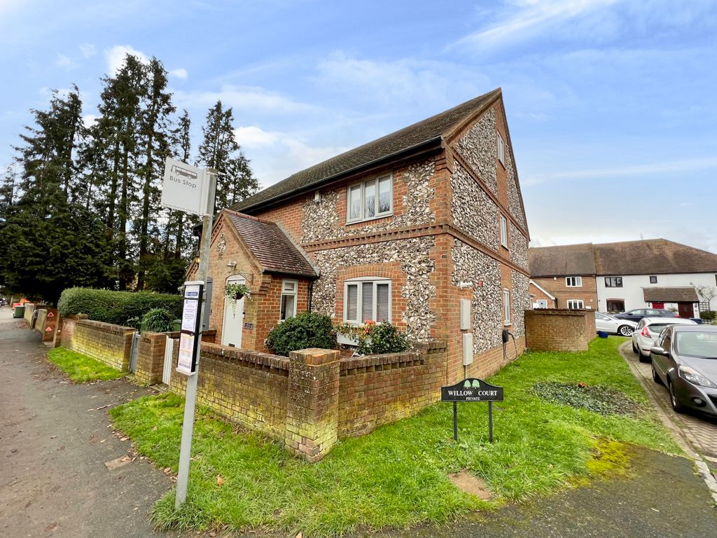 3 bed semi-detached house for sale in Main Road, Naphill, High Wycombe, Buckinghamshire HP14, £500,000