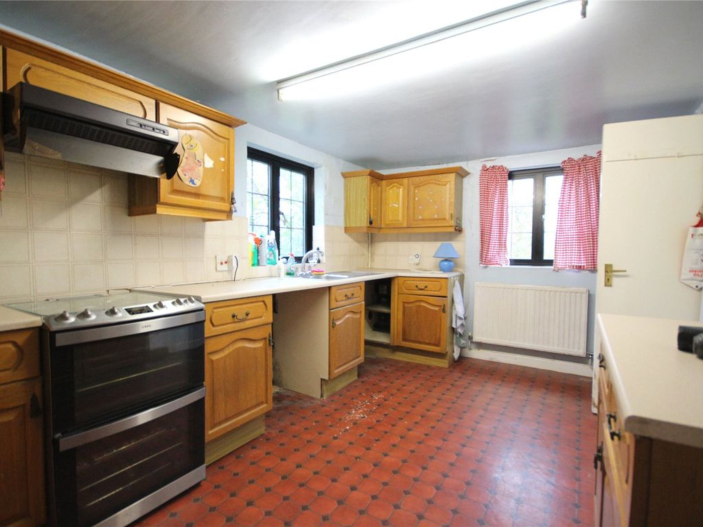 3 bed detached house for sale in Woolstone, Cheltenham, Gloucestershire GL52, £350,000