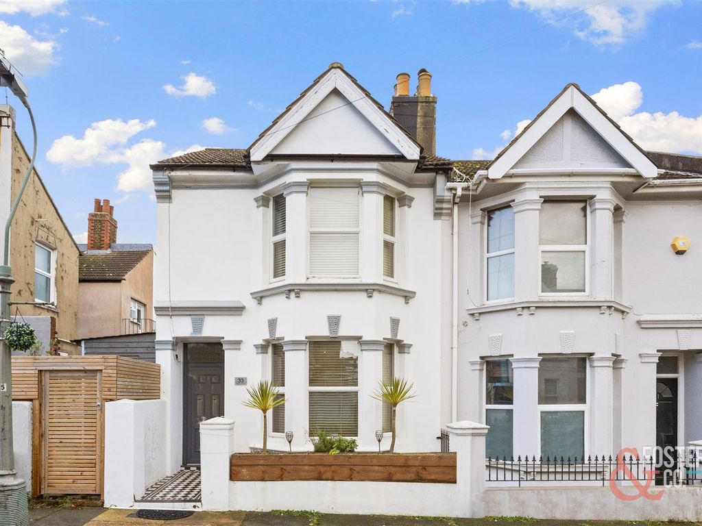 3 bed end terrace house for sale in Kendal Road, Hove BN3, £625,000