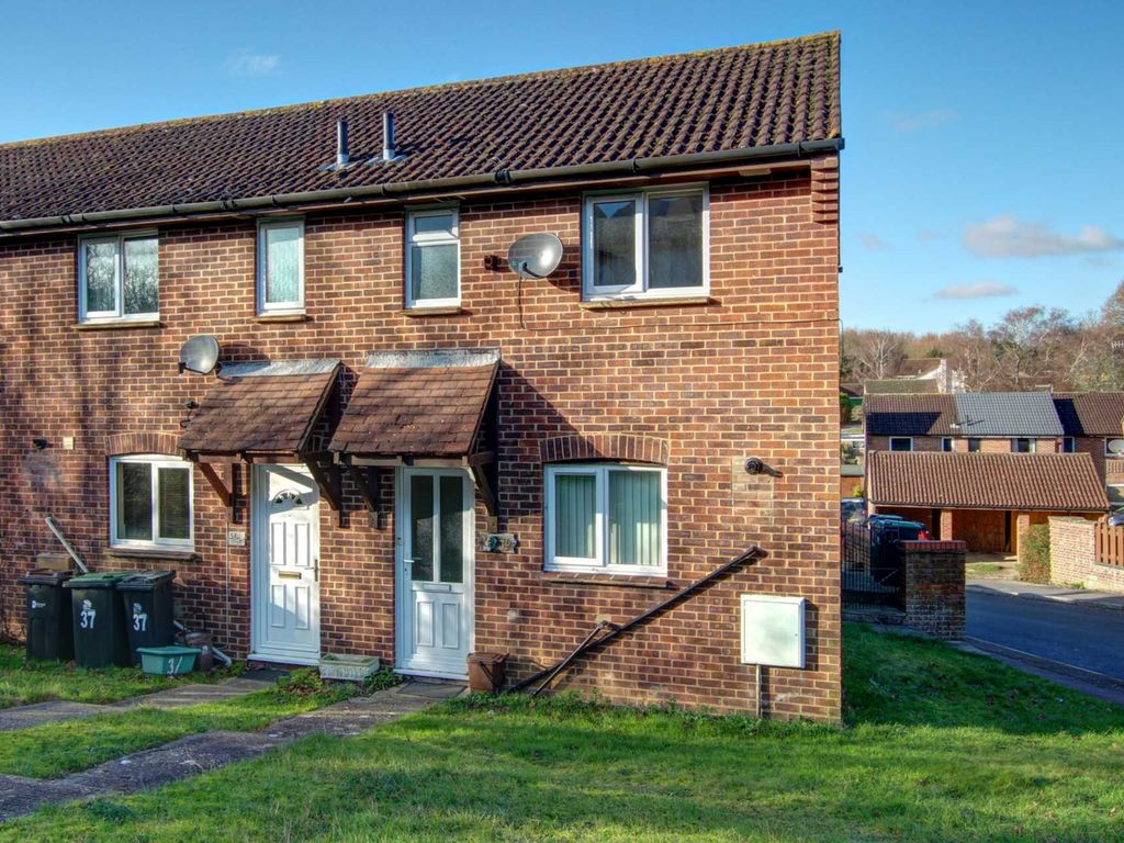 2 bed end terrace house for sale in Ashmore Close, Blandford Forum DT11, £247,500