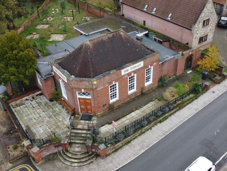 Detached house for sale in 2 Church Plain, Loddon, Norfolk NR14, £300,000