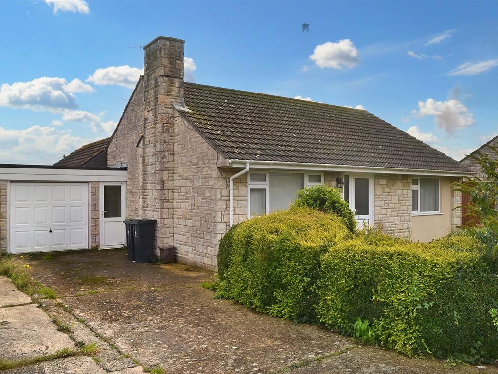 2 bed bungalow for sale in Broadmead, Broadmayne, Dorchester DT2, £315,000