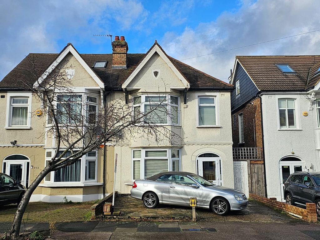 3 bed semi-detached house for sale in Bellingham Road, London SE6, £550,000