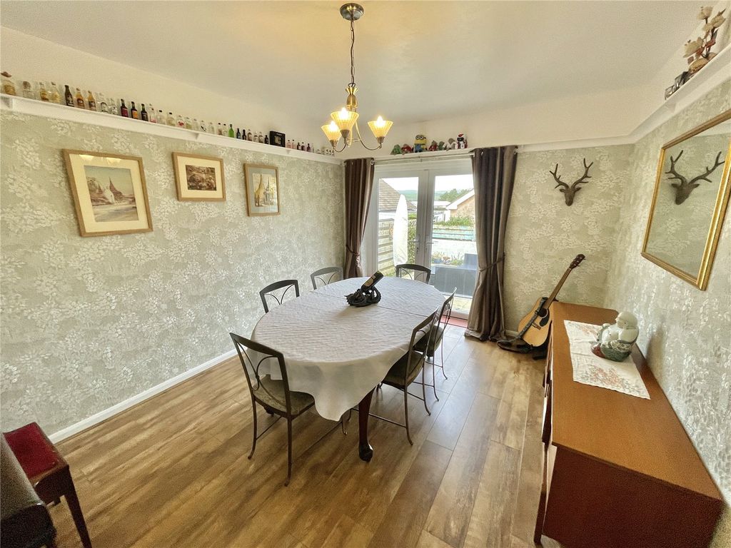 4 bed bungalow for sale in Gerllan, Tywyn, Gwynedd LL36, £335,000