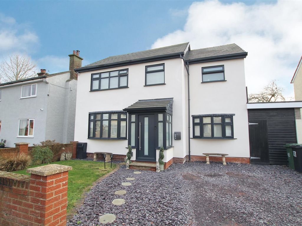 4 bed detached house for sale in Thorncroft Drive, Heswall, Wirral CH61, £350,000