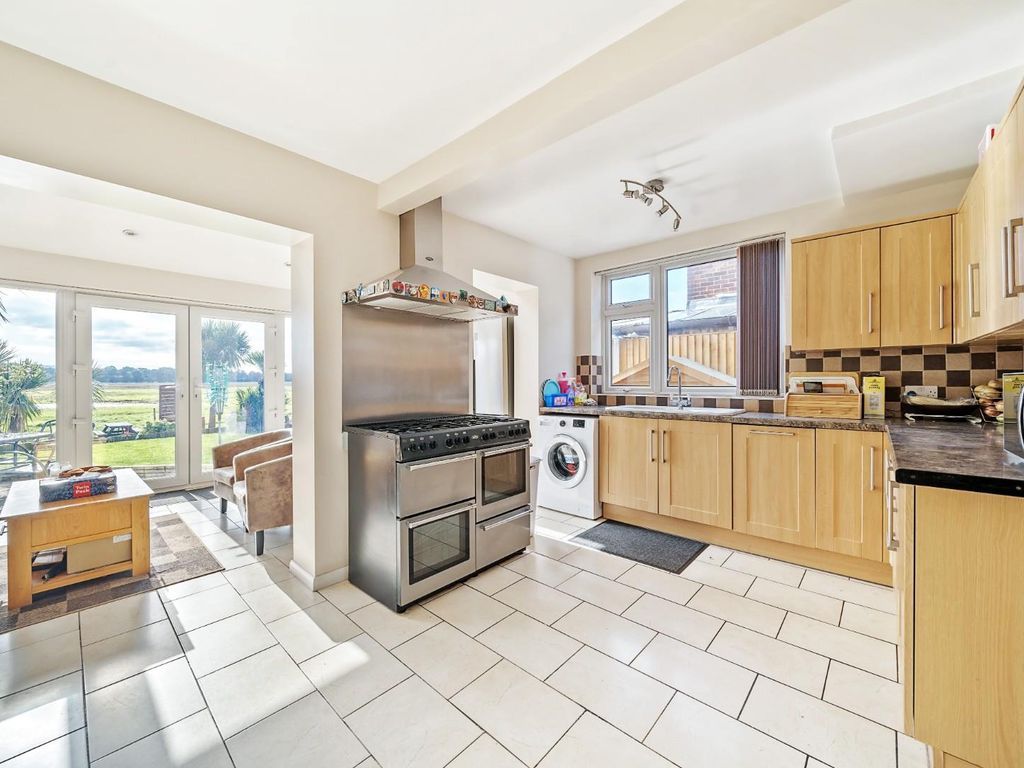 4 bed property for sale in Queens Road, Eton Wick, Windsor SL4, £675,000