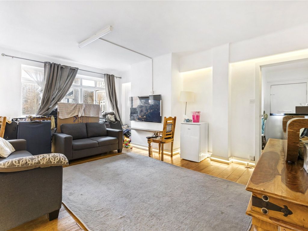 2 bed flat for sale in Portsea Hall, Portsea Place W2, £725,000