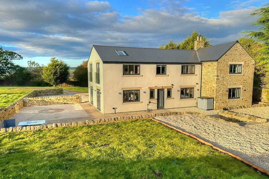 5 bed detached house for sale in Toft Hill, Bishop Auckland, Co Durham DL14, £875,000
