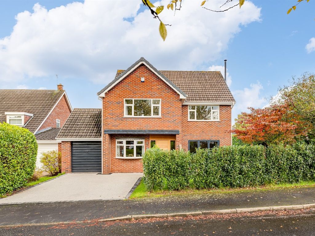 4 bed detached house for sale in Wakes Meadow, Bunbury, Tarporley CW6, £575,000