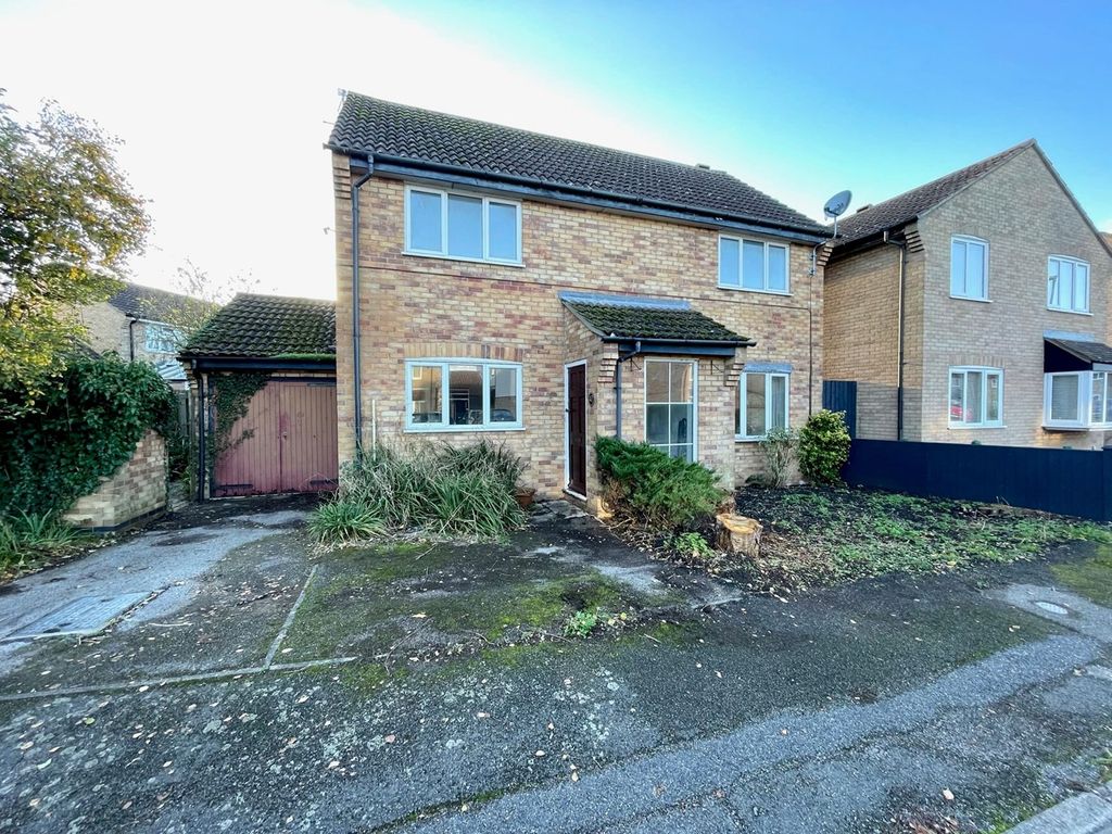 4 bed detached house for sale in Croftfield Road, Godmanchester, Huntingdon PE29, £375,000