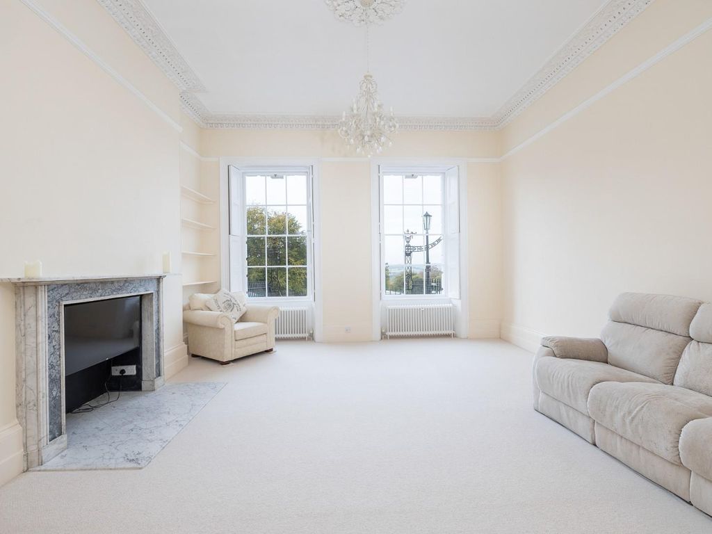 1 bed flat for sale in Lansdown Crescent, Bath BA1, £500,000