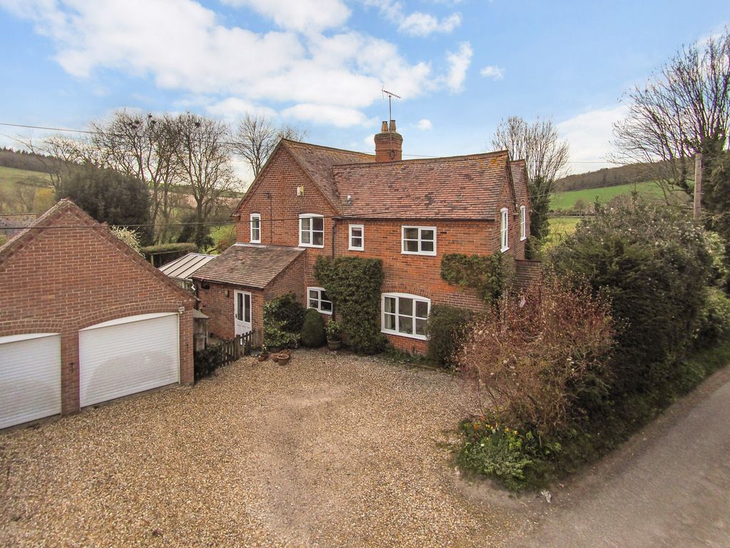 4 bed detached house for sale in Cooks Lane, Walderton, Chichester PO18, £950,000