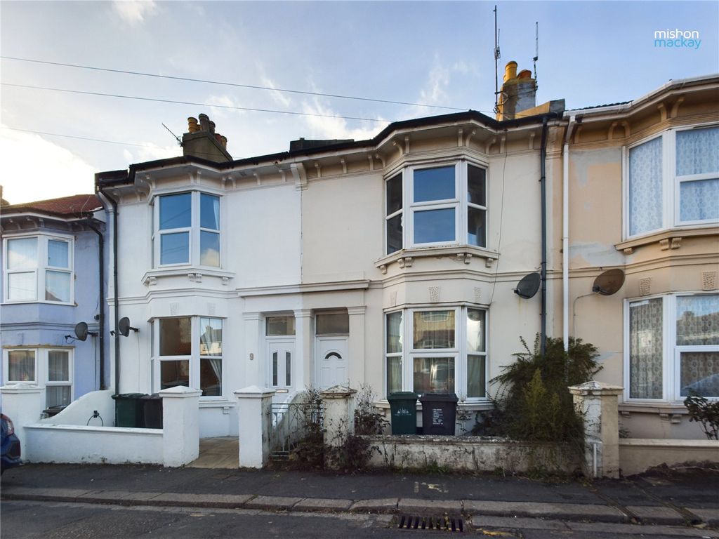 2 bed terraced house for sale in Abinger Road, Portslade, Brighton, East Sussex BN41, £325,000