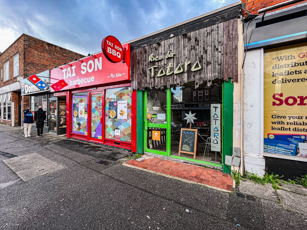 Retail premises to let in 536 Wimborne Road, Bournemouth BH9, £7,500 pa
