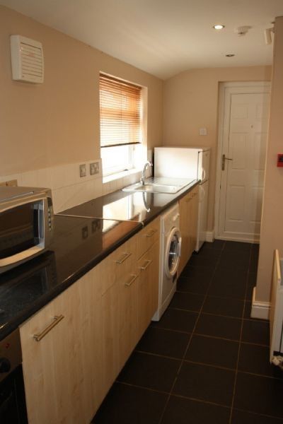 2 bed flat to rent in Otterburn Villas North, Jesmond, Jesmond, Tyne And Wear NE2, £1,300 pcm