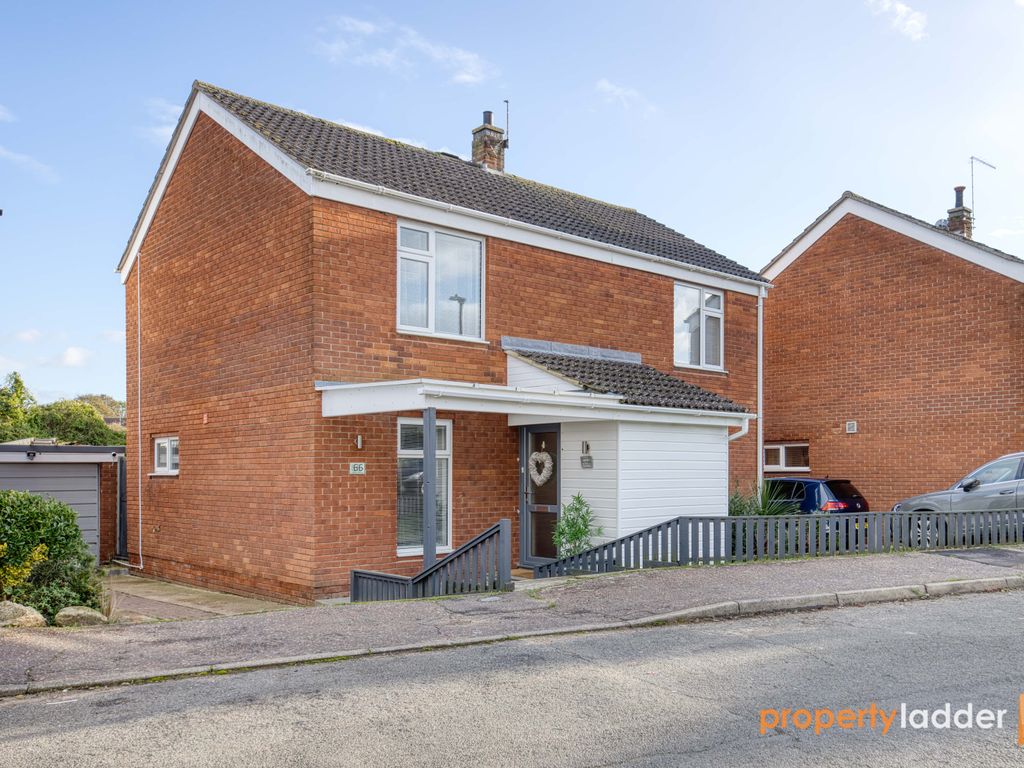 4 bed detached house for sale in Cedar Avenue, Spixworth, Norwich NR10, £360,000