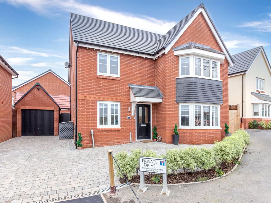 New home, 5 bed detached house for sale in Claydon Close, Redditch B97, £475,000