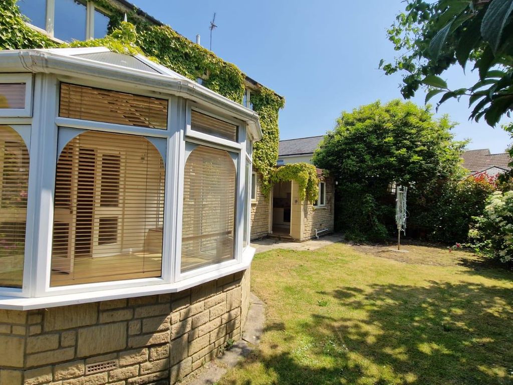 4 bed detached house for sale in Westlands Lane, Beanacre, Melksham SN12, £465,000