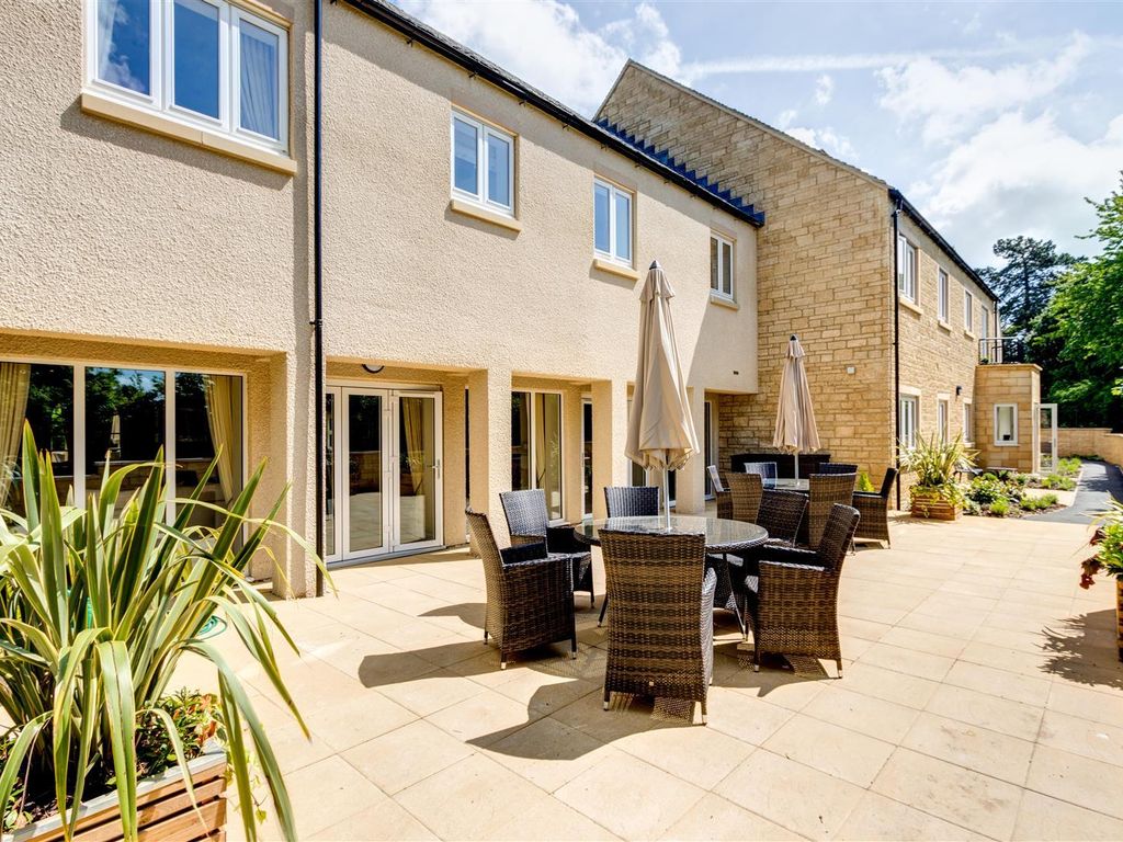 2 bed flat for sale in Willoughby Place, Station Road, Bourton-On-The-Water, Cheltenham, Gloucestershire GL54, £379,995